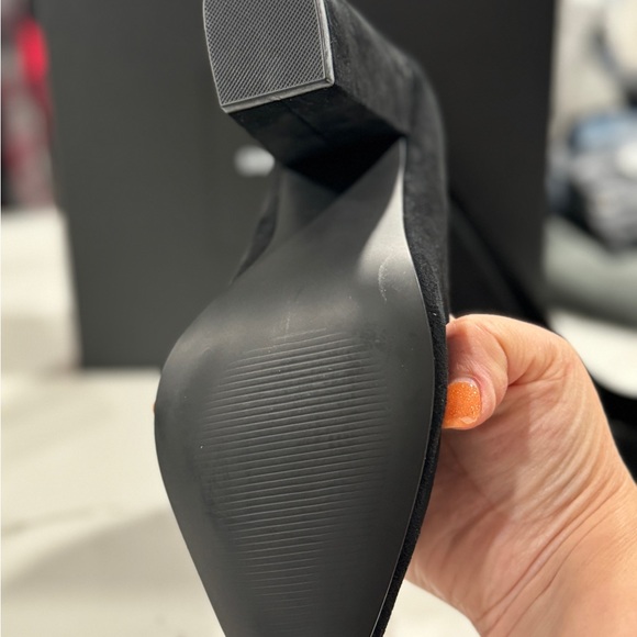 Block Heels - Picture 3 of 6